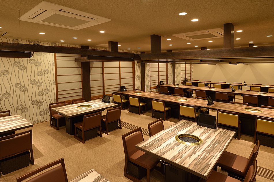 ダクトを取り外して見えないところまできれいに洗います！